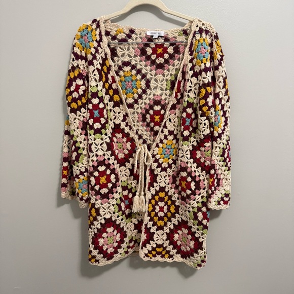 JOHNNY WAS Stevie Granny Square
Cardigan SZ L Crochet Boho Sweater Tassel
Tie - Picture 3 of 7